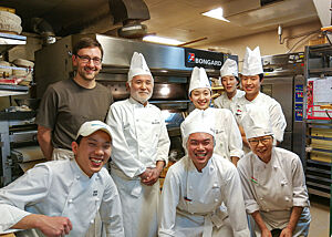 Das Team der Backstube Brotheim. Lutz Geißler und das Team der Bäckerei in der Backstube Brotheim.