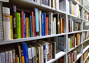 ... und Couleur Brotback-Literatur aller Größen und Couleur aus aller Herren Länder